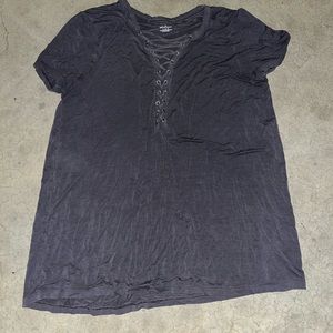 Women’s American eagle shirt size large